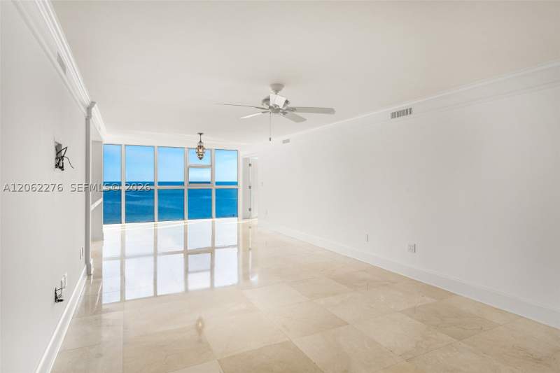 3 bedroom Condominium at 600 Grapetree Dr 11DN, Mar-Azul Condo, Key Biscayne — photo 4