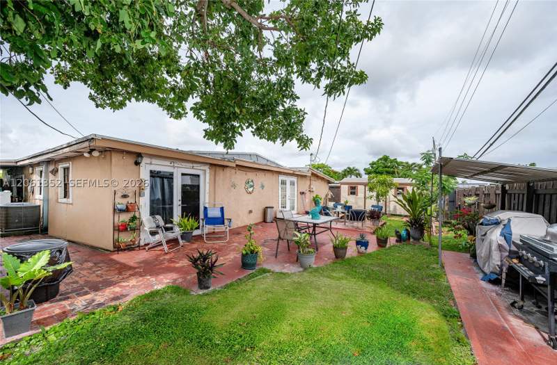 4 bedroom SingleFamilyResidence at 11451 SW 43rd St, Westwood Lake, Miami — photo 3