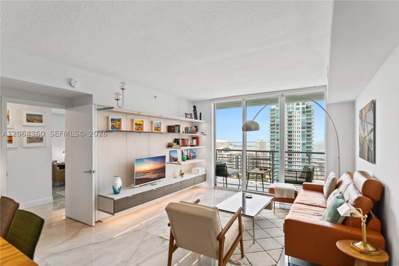 2 bedroom Condominium at 325 S Biscayne Blvd 3421, One Miami West Condo, Miami — photo 4