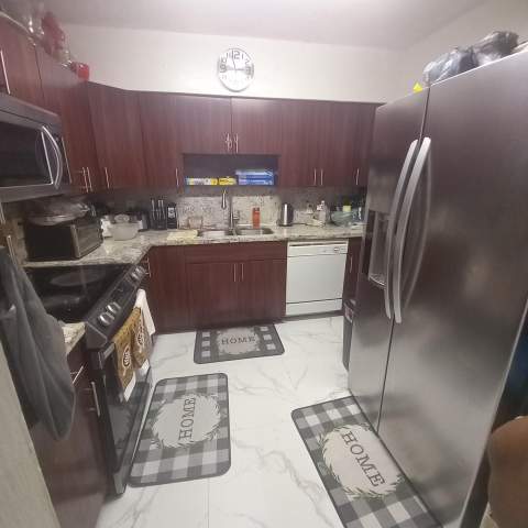 3180 NW 49th Street, Miami FL - photo 6 of 15