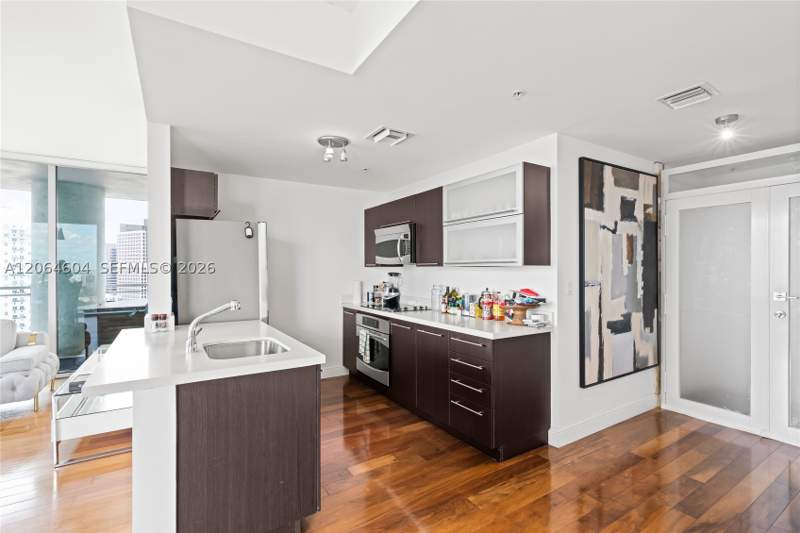 3 bedroom Condominium at 90 SW 3rd St 3504, Ivy Condo, Miami — photo 3