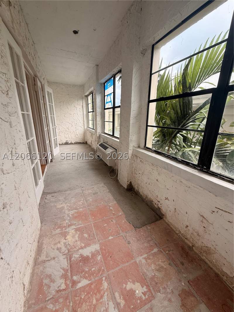 0 bedroom Condominium at 934 Michigan Ave 207, Venetian Manor Condo, Miami Beach — photo 5
