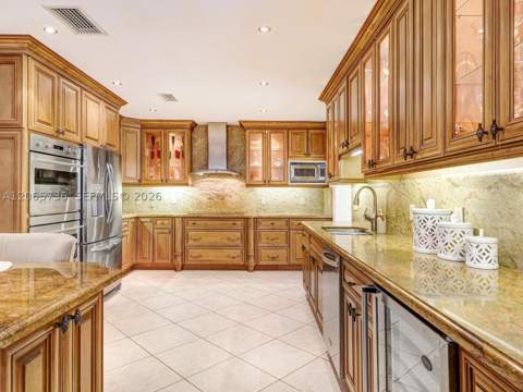 1401 NE 103rd St, Miami Shores FL - photo 15 of 65