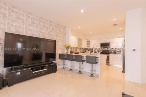 8526 NW 108th Ave 8526, Doral FL - photo 16 of 54