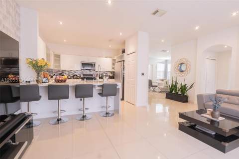 8526 NW 108th Ave 8526, Doral FL - photo 19 of 54