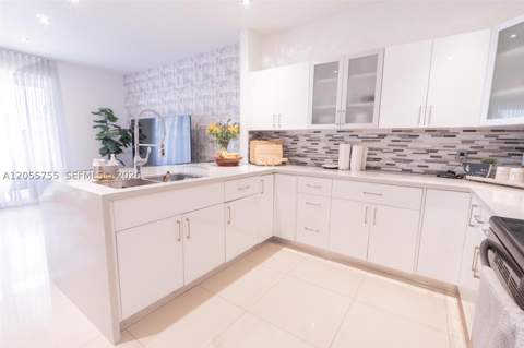 8526 NW 108th Ave 8526, Doral FL - photo 23 of 54