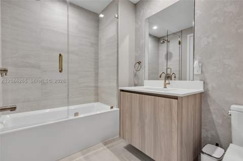 77 SE 5th St 2006, Miami FL - photo 12 of 49