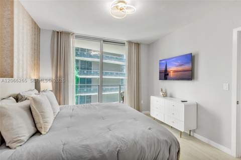 77 SE 5th St 2006, Miami FL - photo 20 of 49