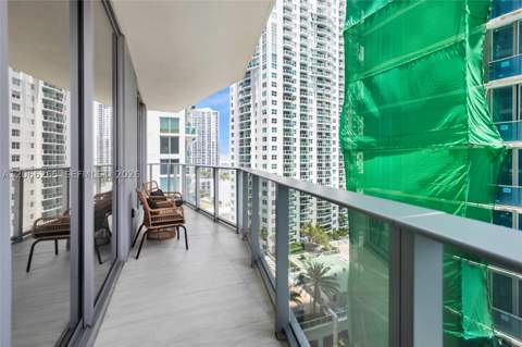 77 SE 5th St 2006, Miami FL - photo 22 of 49