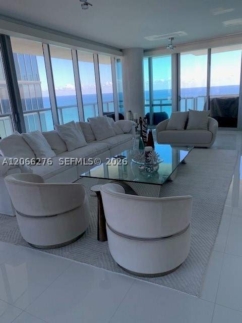 4 bedroom Condominium at 17121 Collins Ave 2808, Jade Ocean Condo, Sunny Isles Beach — photo 2