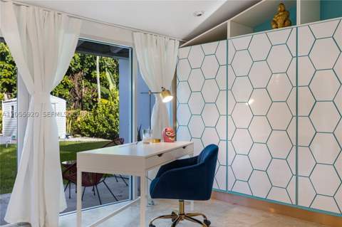 11403 NE 8th Ave, Biscayne Park FL - photo 14 of 44