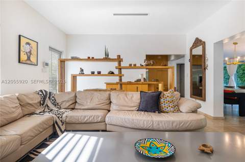 11403 NE 8th Ave, Biscayne Park FL - photo 6 of 44