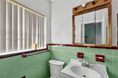 1200 NE 131st St, North Miami FL - photo 16 of 33