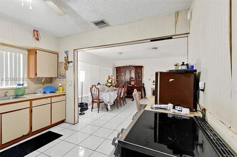 1200 NE 131st St, North Miami FL - photo 7 of 33