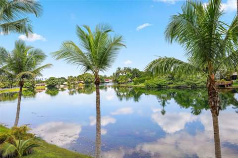 14211 N Kendall Dr 207E, Miami FL - photo 13 of 33