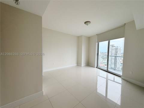 185 SW 7th St 3105, Miami FL - photo 11 of 36