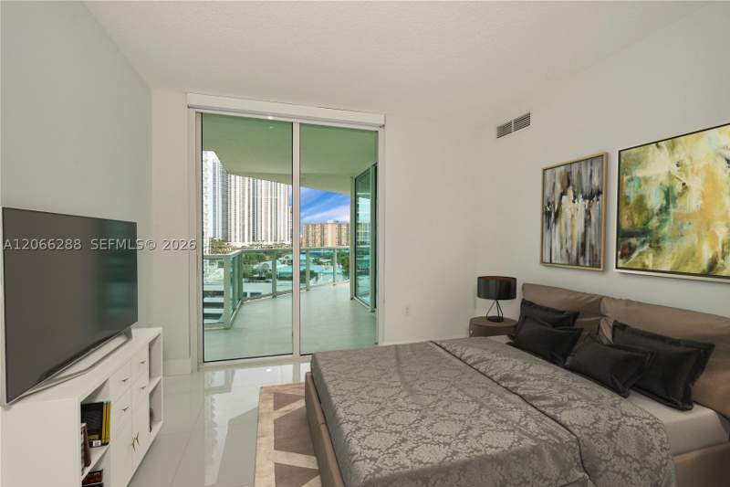 3 bedroom Condominium at 250 Sunny Isles Blvd 3-705, St Tropez On The Bay III, Sunny Isles Beach — photo 4