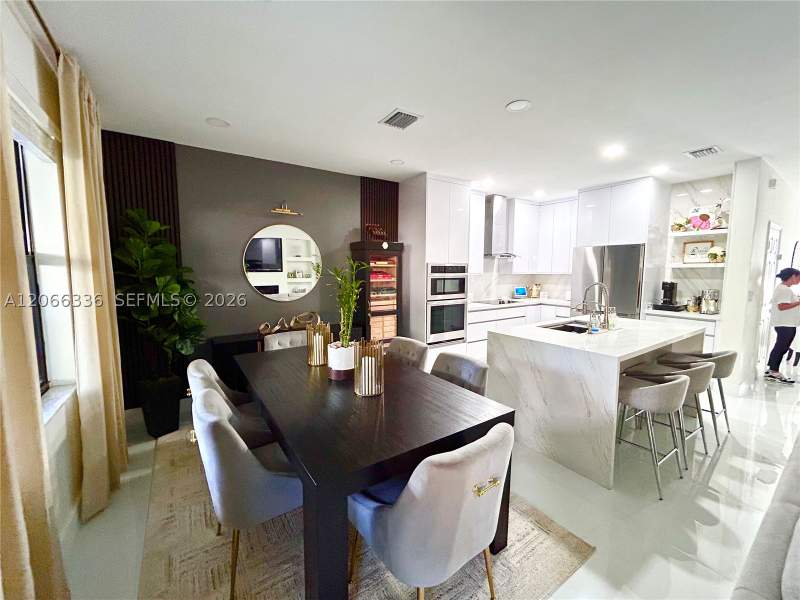 3 bedroom Townhouse at 17506 SW 153rd Ct, Venetian Parc West, Miami — photo 3