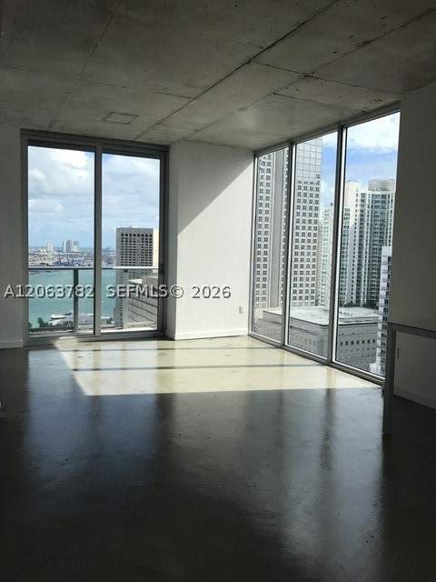 2 bedroom Condominium at 151 SE 1st St 2801, Centro Condo, Miami — photo 2