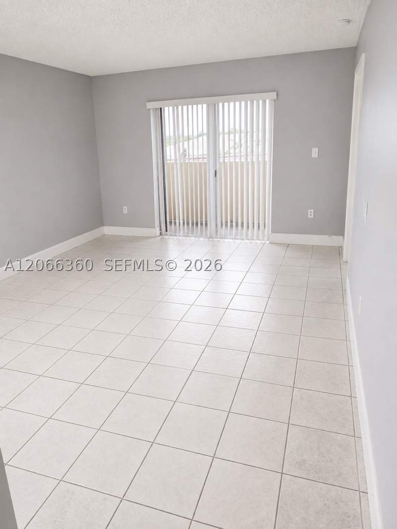 2 bedroom Condominium at 14951 SW 82nd Ln 17-502, Waterview Condo, Miami — photo 4