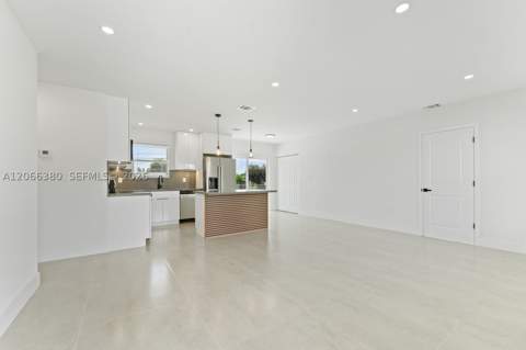 1500 NW 11th St, Homestead FL - photo 15 of 34