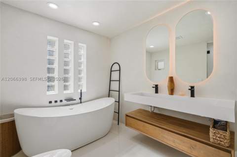 16203 NW 82nd Pl, Miami Lakes FL - photo 22 of 43