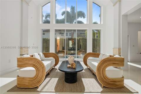 16203 NW 82nd Pl, Miami Lakes FL - photo 7 of 43