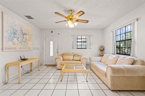 11985 SW 181st Ter, Miami FL - photo 6 of 28