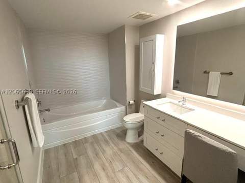 1300 Ponce De Leon Blvd 409, Coral Gables FL - photo 14 of 34