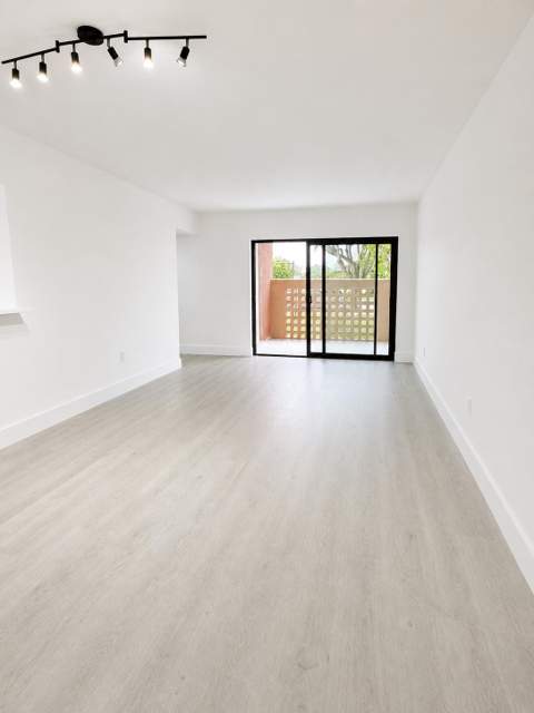 10229 NW 9th St Circle 103, Miami FL - photo 6 of 18