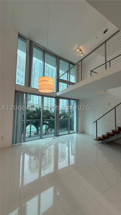 350 S Miami Ave 304, Miami FL - photo 8 of 18