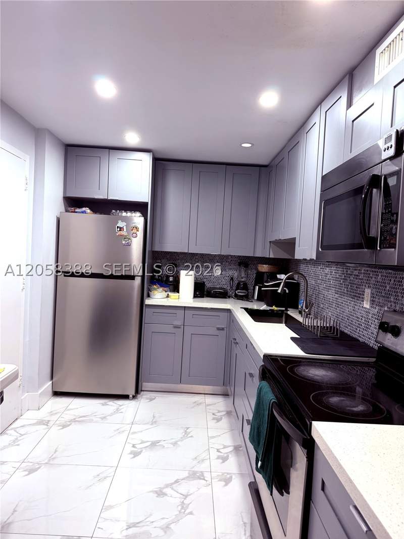 2 bedroom Condominium at 1800 Sans Souci Blvd 336, Bayview Palms Condo, North Miami — photo 3