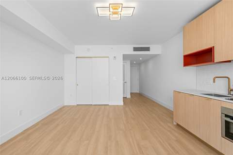 90 NE 32 St 918, Miami FL - photo 10 of 23
