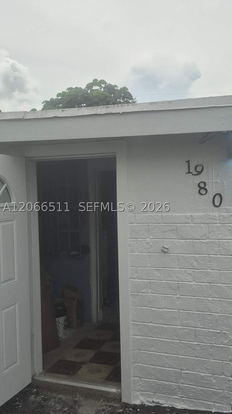 4 bedroom SingleFamilyResidence at 1980 Service Rd, Magnolia Gardens Consolid, Opa Locka — photo 5