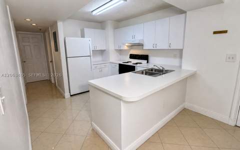 104 SW 9th St 1403, Miami FL - photo 6 of 27