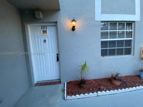 446 NE 210th Cir Ter 101-6A, Miami FL - photo 10 of 14