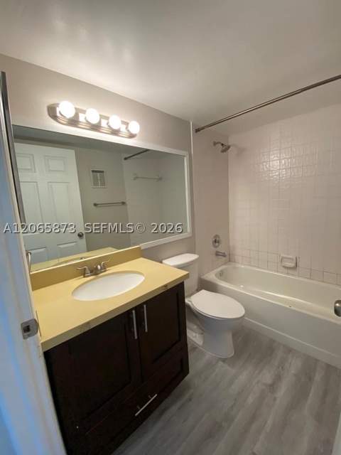 446 NE 210th Cir Ter 101-6A, Miami FL - photo 13 of 14