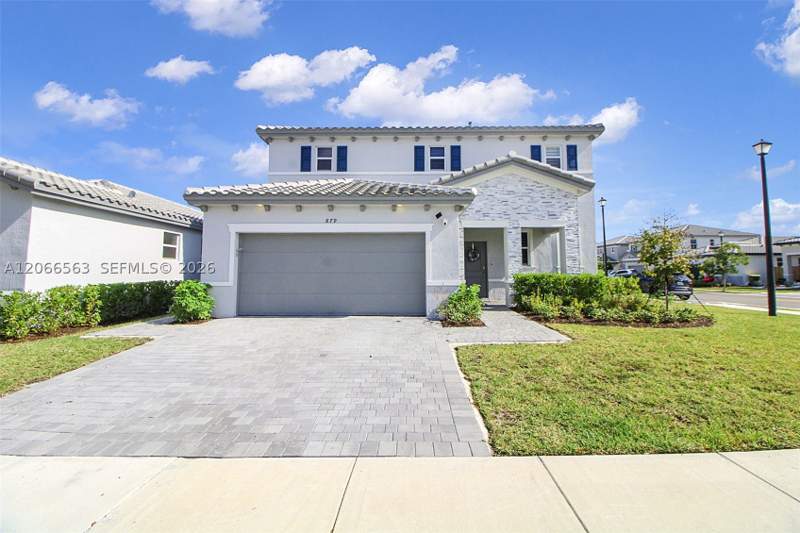 5 bedroom SingleFamilyResidence at 879 SE 26th Ter, Keys-Gate No 1, Homestead — photo 3