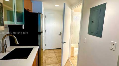 1750 N Bayshore Dr 2607, Miami FL - photo 13 of 22