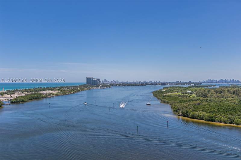 1 bedroom Condominium at 300 Bayview Dr 1914, Arlen House Condo, Sunny Isles Beach — photo 2