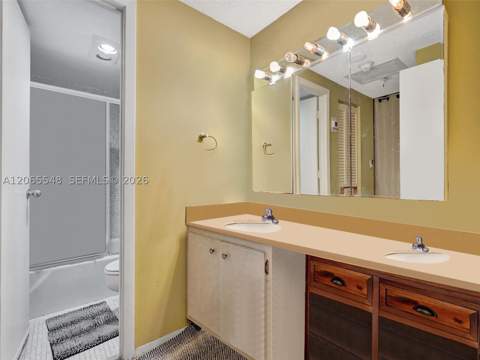 300 Bayview Dr 1914, Sunny Isles Beach FL - photo 8 of 13