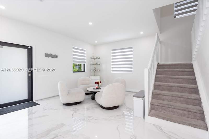 5 bedroom SingleFamilyResidence at 11911 SW 239th St, Estates At Silver Palm, Homestead — photo 3