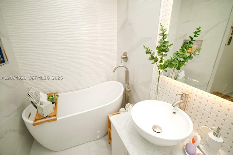 2 bedroom Condominium at 14945 SW 49th Ln H-6, Lakes Meadow Vilg Homes C, Miami — photo 4