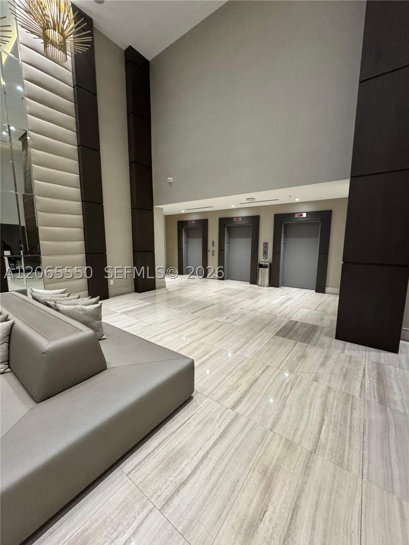 1 bedroom Condominium at 1010 SW 2nd Ave 607, Brickell Ten Condo, Miami — photo 4
