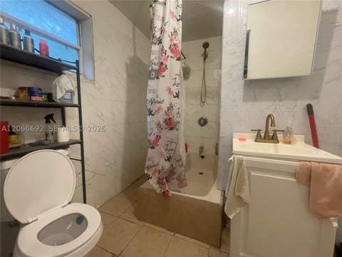 14241 NW 23rd Pl, Opa Locka FL - photo 11 of 25