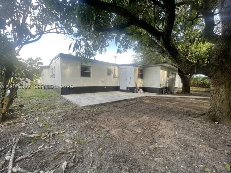 5 bedroom SingleFamilyResidence at 14241 NW 23rd Pl, Gerald Estates, Opa Locka — photo 2
