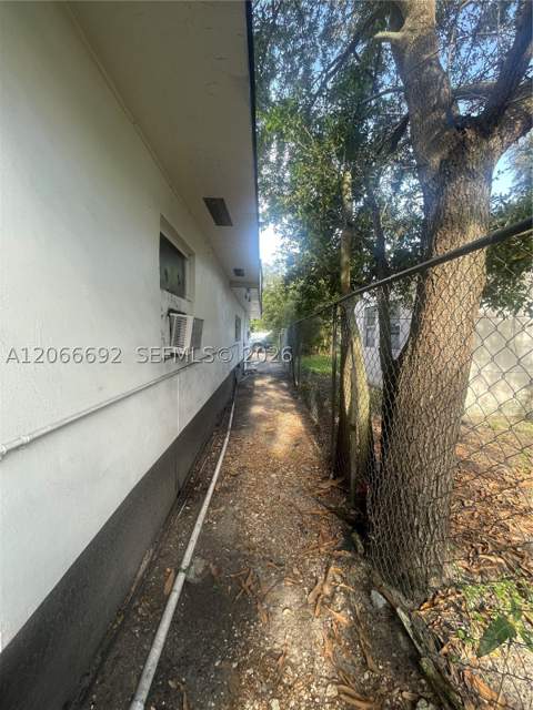 14241 NW 23rd Pl, Opa Locka FL - photo 22 of 25