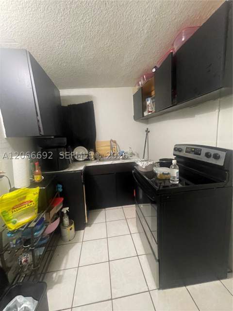 14241 NW 23rd Pl, Opa Locka FL - photo 7 of 25
