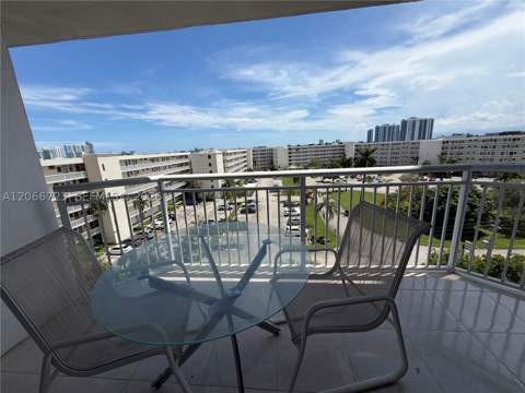 18031 Biscayne Blvd 601, Aventura FL - photo 8 of 18