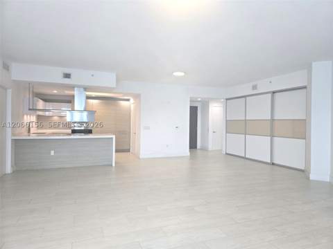 17301 Biscayne Blvd 1004, North Miami Beach FL - photo 6 of 33